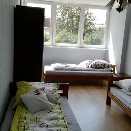 Pokoje Do Wynajecia Hostal Legnica